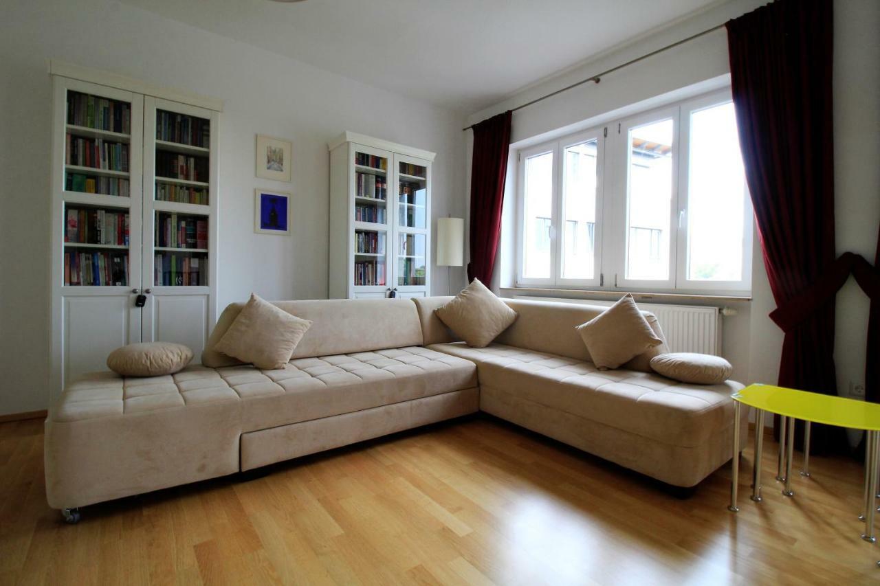 Luxury City Apartment - View Of River And Castle Wurzburg Exterior photo